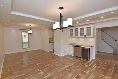 990 Venetian Way, Columbus, OH 43230 - Photo 8