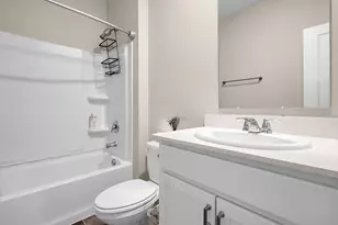 261 Crestview Ct, Pickerington, OH 43147 - Photo 12