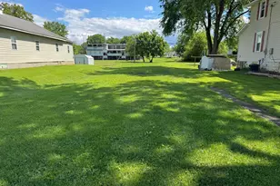 420 W Mulberry St, Lancaster, OH 43130 - Photo 1
