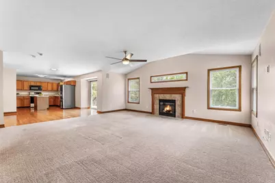 11710 Bridgewater Drive, Pickerington, OH 43147 - Photo 4