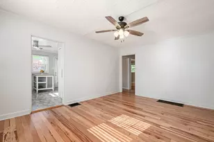 199 E Weisheimer Rd, Columbus, OH 43214 - Photo 6