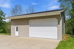 24955 State Route 83, Coshocton, OH 43812 - Photo 12