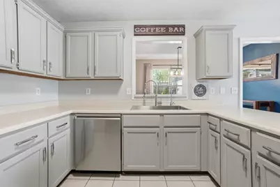 8878 Trowbridge Way, Huber Heights, OH 45424 - Photo 24