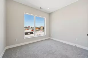 270 Dickenson St, Columbus, OH 43215 - Photo 20