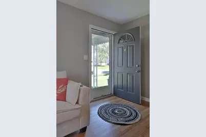 3264 Eisenhower Road, Columbus, OH 43224 - Photo 4