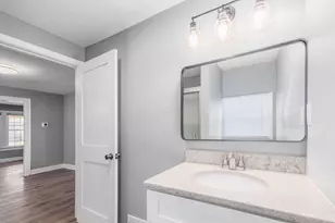 564 S Wayne Ave, Columbus, OH 43204 - Photo 10