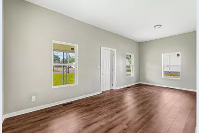 824 W Columbus Avenue, Bellefontaine, OH 43311 - Photo 10
