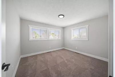 2385 Hanna Drive, Columbus, OH 43211 - Photo 36