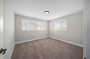 2385 Hanna Dr, Columbus, OH 43211 - Photo 36