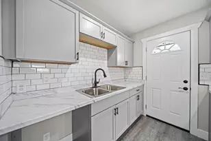 2385 Hanna Dr, Columbus, OH 43211 - Photo 14