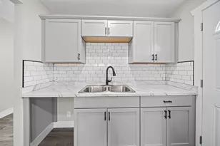 2385 Hanna Dr, Columbus, OH 43211 - Photo 88
