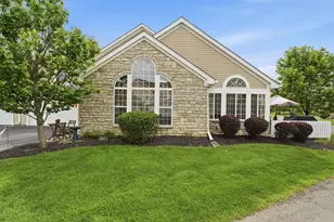 5242 Bridwell Ln, Westerville, OH 43081 - Photo 4