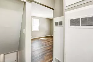 366 Wrexham Ave, Columbus, OH 43223 - Photo 4