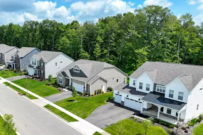 545 Fadley Loop E, Delaware, OH 43015 - Photo 8
