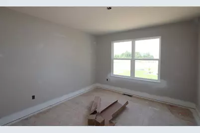 545 Fadley Loop E, Delaware, OH 43015 - Photo 12