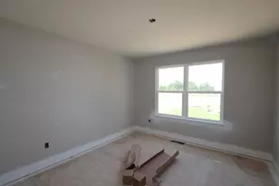 545 Fadley Loop E, Delaware, OH 43015 - Photo 12