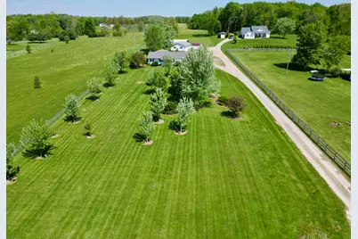 2760 Flint Ridge Road, Hopewell, OH 43746 - Photo 14