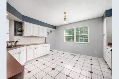 1004 Featherstone Court, Galloway, OH 43119 - Photo 16