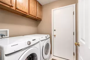 1004 Featherstone Ct, Galloway, OH 43119 - Photo 24