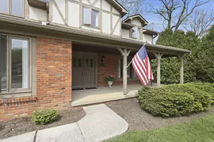 1250 Briarmeadow Dr, Columbus, OH 43235 - Photo 6
