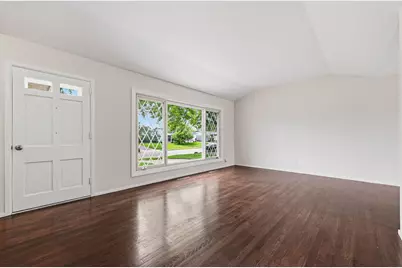 4510 Broadhurst Drive, Columbus, OH 43213 - Photo 2