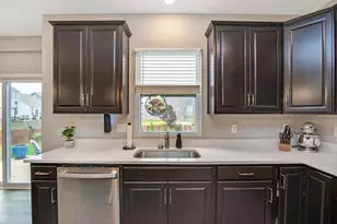 440 Oakland Hills Loop, Commercial Point, OH 43116 - Photo 14