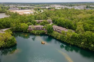 1207 Lake Shore Dr, Columbus, OH 43204 - Photo 2