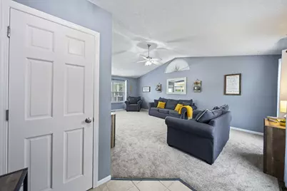 9053 Longstone Drive, Lewis Center, OH 43035 - Photo 4