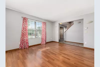 4432 Village Park Drive, Columbus, OH 43228 - Photo 6