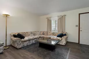 2879 Blarefield Dr, Columbus, OH 43231 - Photo 6