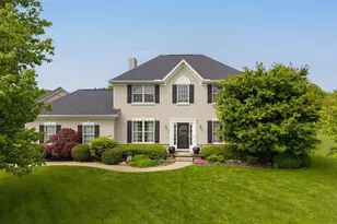 2643 Sandhurst Dr, Lewis Center, OH 43035 - Photo 1