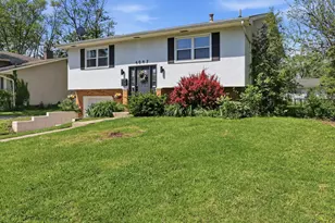 6097 Karl Rd, Columbus, OH 43229 - Photo 2
