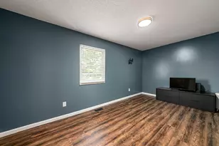 7684 Whitneyway Dr, Columbus, OH 43085 - Photo 16