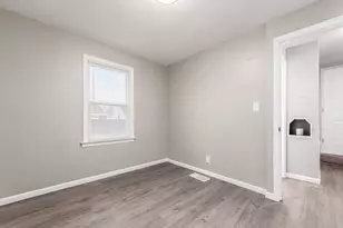 2488 McGuffey Rd, Columbus, OH 43211 - Photo 16