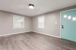2488 McGuffey Rd, Columbus, OH 43211 - Photo 6
