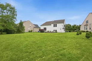 321 Amber Light Cir, Delaware, OH 43015 - Photo 38