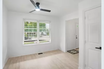 321 Amber Light Circle, Delaware, OH 43015 - Photo 4