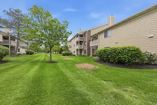 6729 Meadow Creek Dr Dr, Columbus, OH 43235 - Photo 14