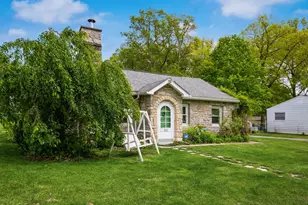 512 N Grener Ave, Columbus, OH 43228 - Photo 2