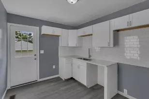 2781 Pontiac St, Columbus, OH 43211 - Photo 8