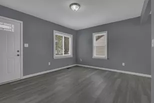 2781 Pontiac St, Columbus, OH 43211 - Photo 4