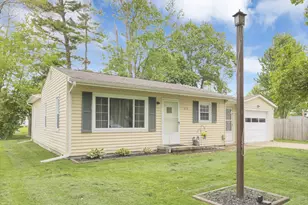 517 Lower Green Valley Rd, Mount Vernon, OH 43050 - Photo 1