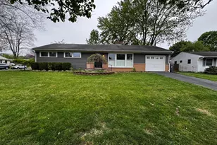 297 E Clearview Ave, Worthington, OH 43085 - Photo 1