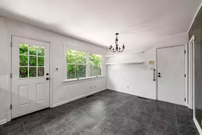 297 E Clearview Avenue, Worthington, OH 43085 - Photo 10