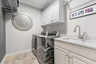 4908 Brooksview Cir, New Albany, OH 43054 - Photo 22