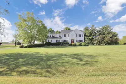 104 Grand Pointe Drive, Hebron, OH 43025 - Photo 2