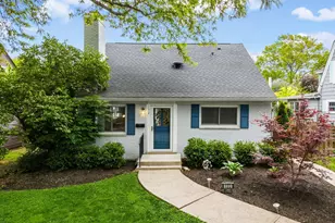 132 N Cassady Ave, Bexley, OH 43209 - Photo 1