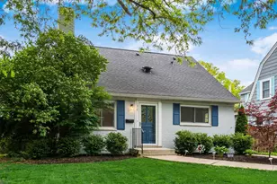 132 N Cassady Ave, Bexley, OH 43209 - Photo 2