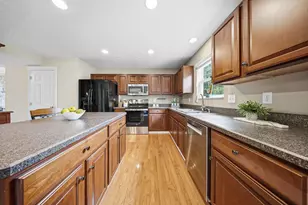 4503 Crooked Cedar Dr, New Albany, OH 43054 - Photo 4