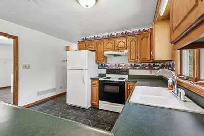 99 N 20th Street, Coshocton, OH 43812 - Photo 10